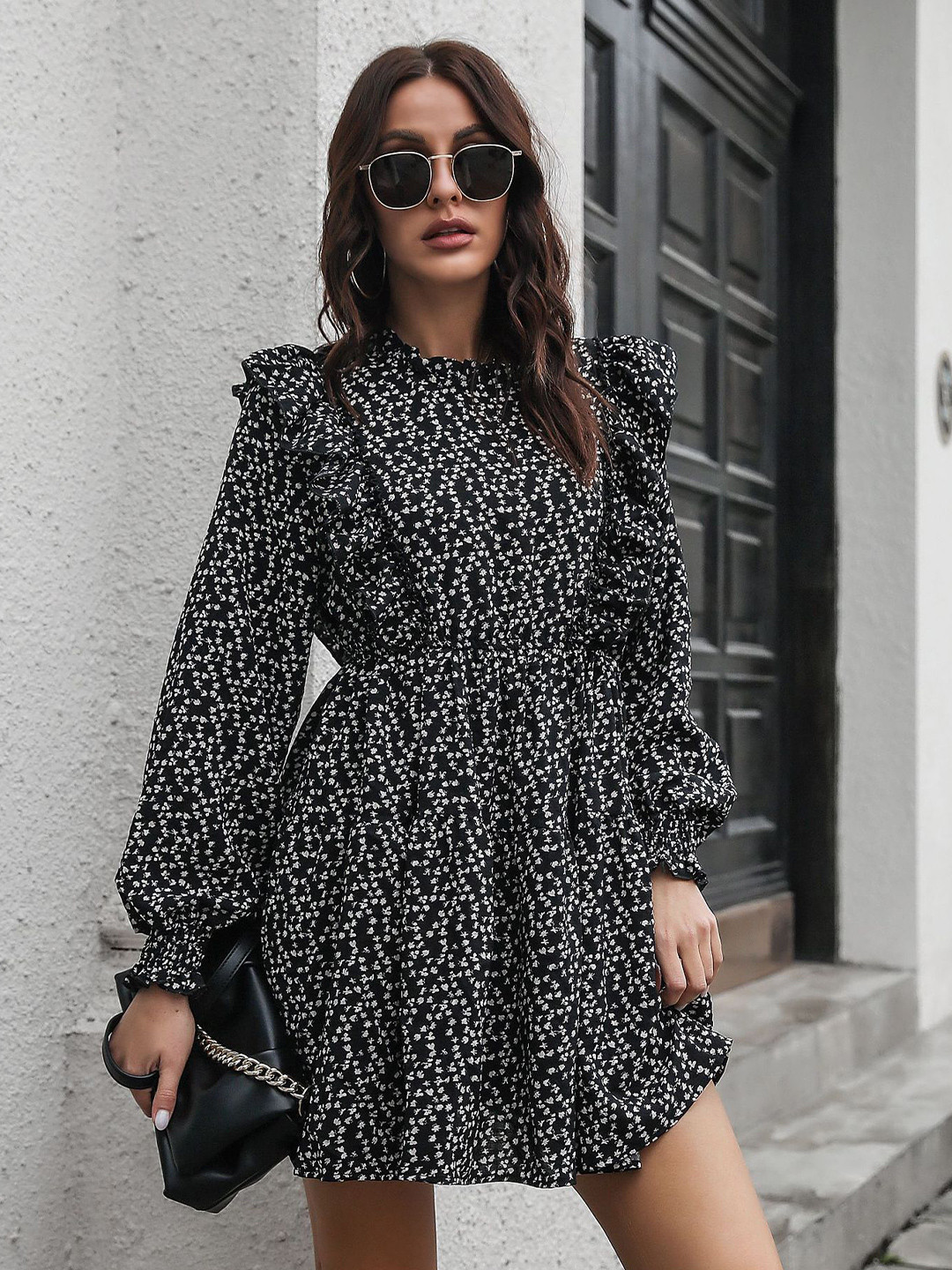 StyleCast Black & White Floral Print Fit & Flare Knee Length Dress