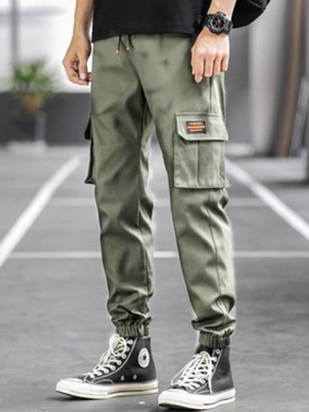 StyleCast Men Olive Green Skinny Fit Cargos Trousers