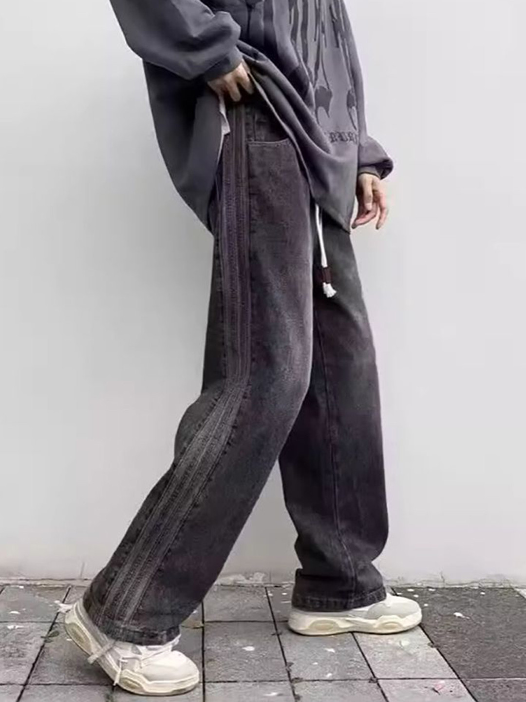 StyleCast x Revolte Men Mid-Rise Medium Shade Wide Leg Jeans