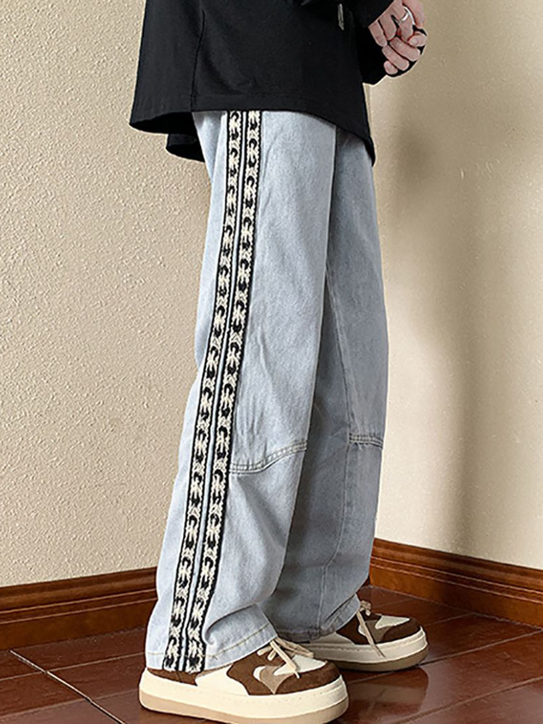 StyleCast x Revolte Men Cotton Light FadeRegular Fit Jeans