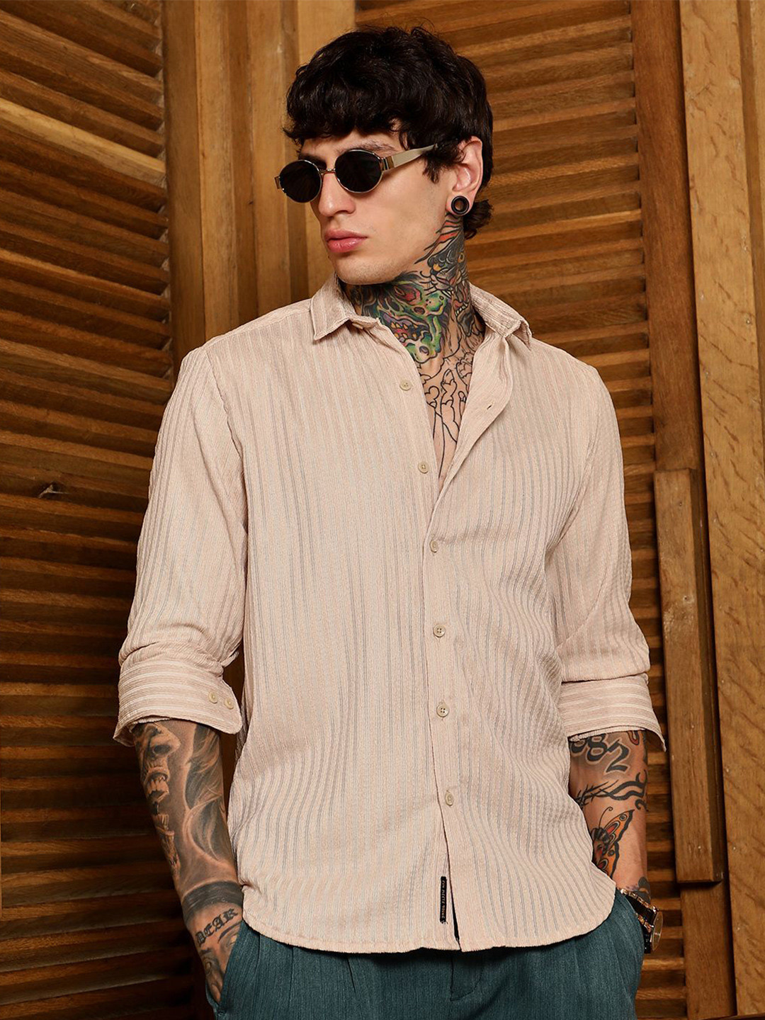 Campus Sutra Ripple-Trough Spread Collar Comfort Shirt