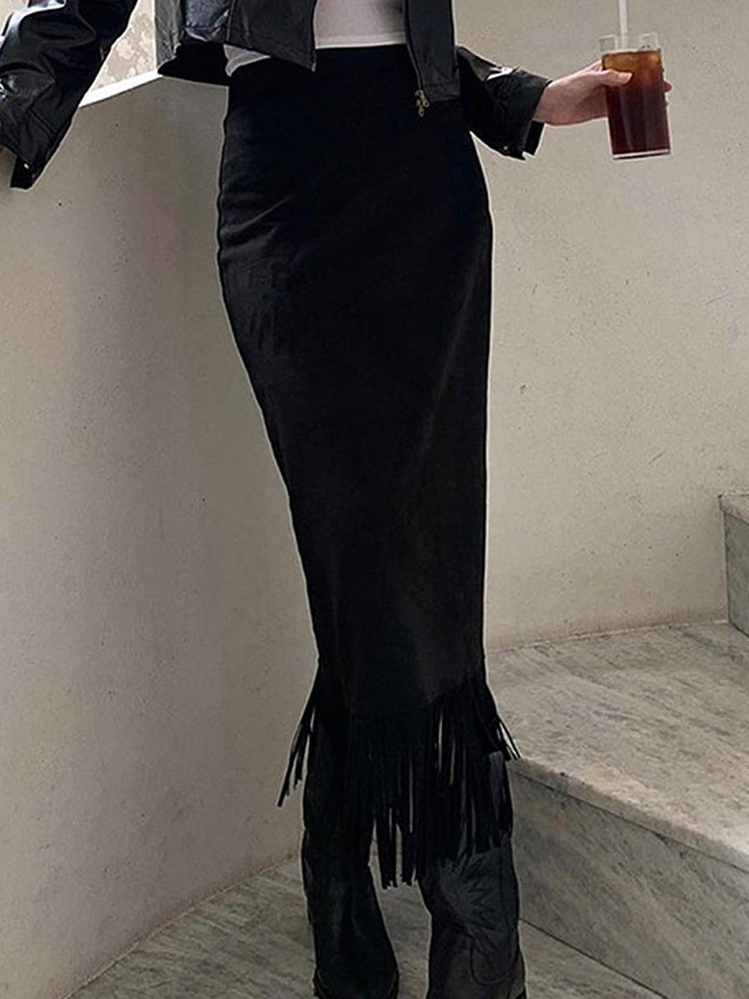 LULU & SKY Black Fringe-Hem Midi Skirt