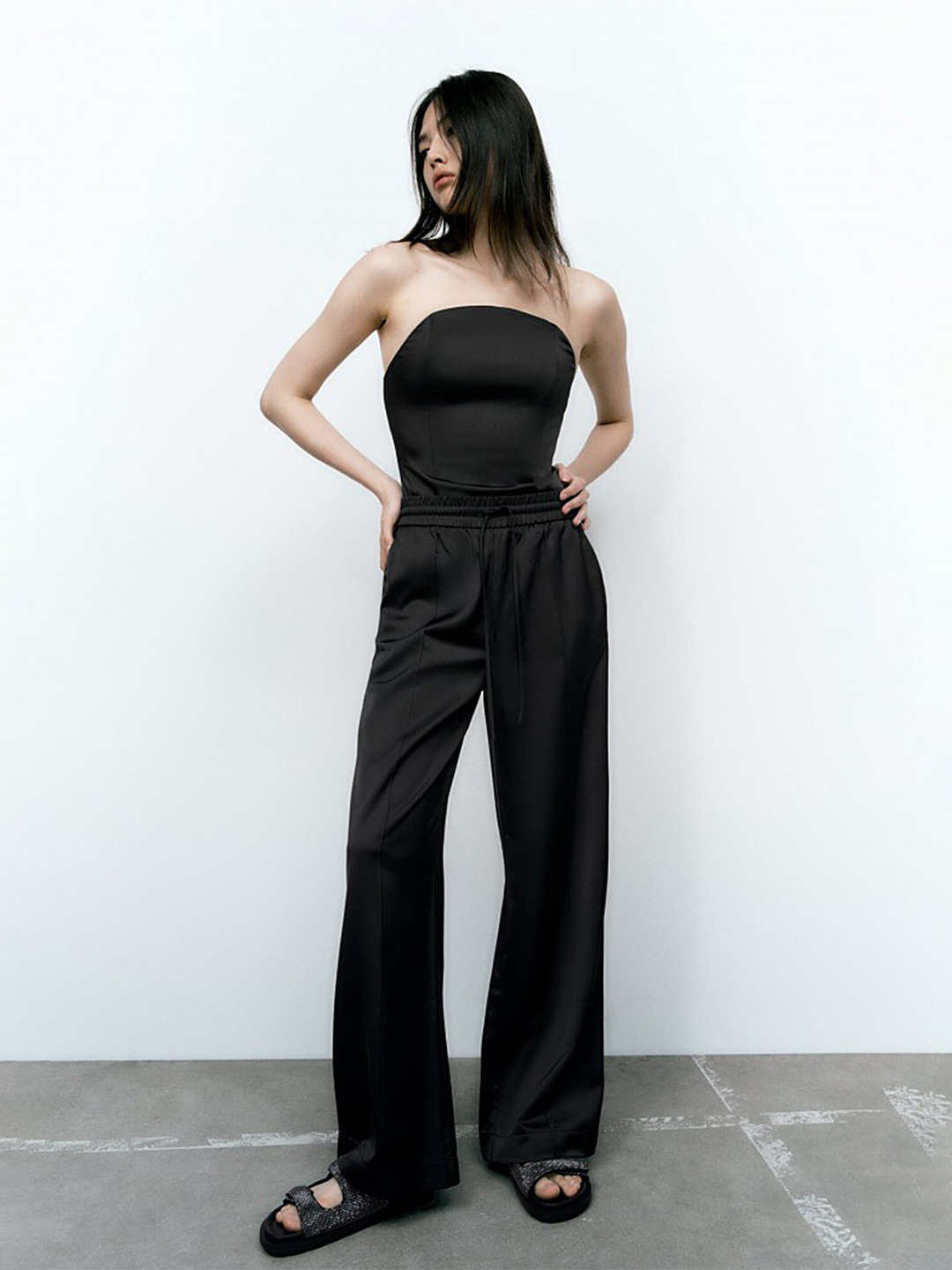 LULU & SKY Black Strapless Tube Top - Casual Off-shoulder