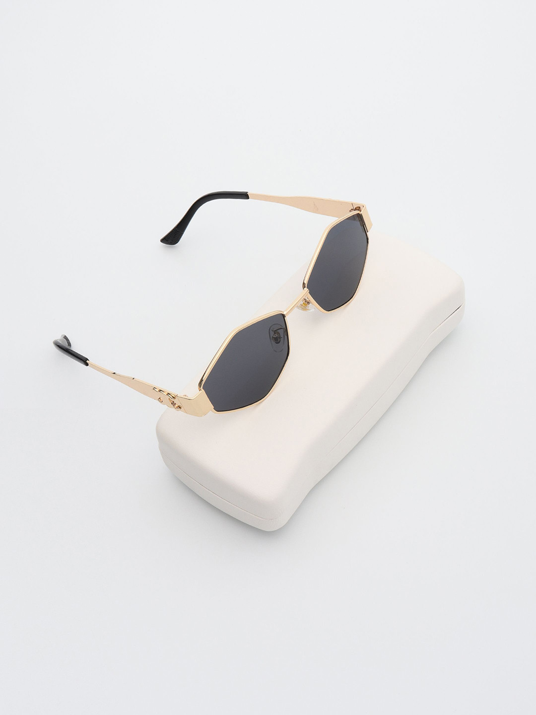 PELLE LUXUR Unisex Shield Sunglasses with UV Protected Lens PL25GS231