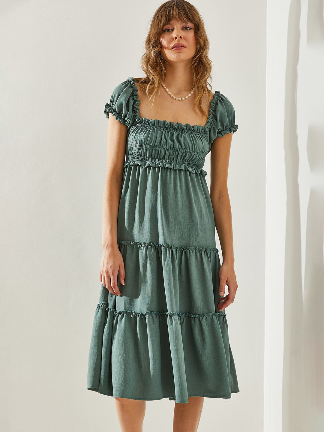 BIANCO LUCCI Women Square Neck  Puff Sleeve Tiered  A-Line Dress