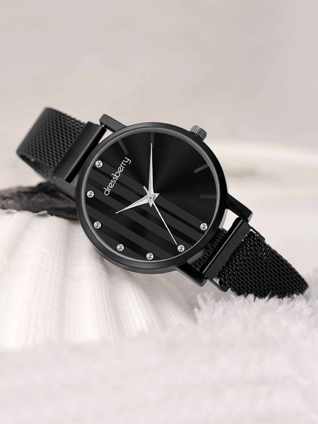 DressBerry Women Dial & Bracelet Style Straps Analogue Watch HOBDB-293-BK