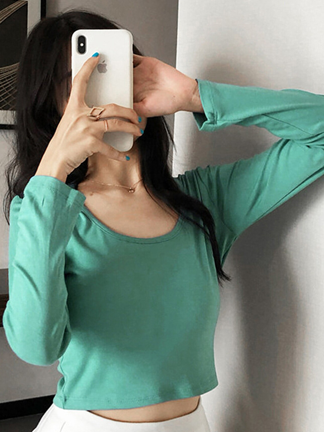 LULU & SKY Round Neck Crop Top