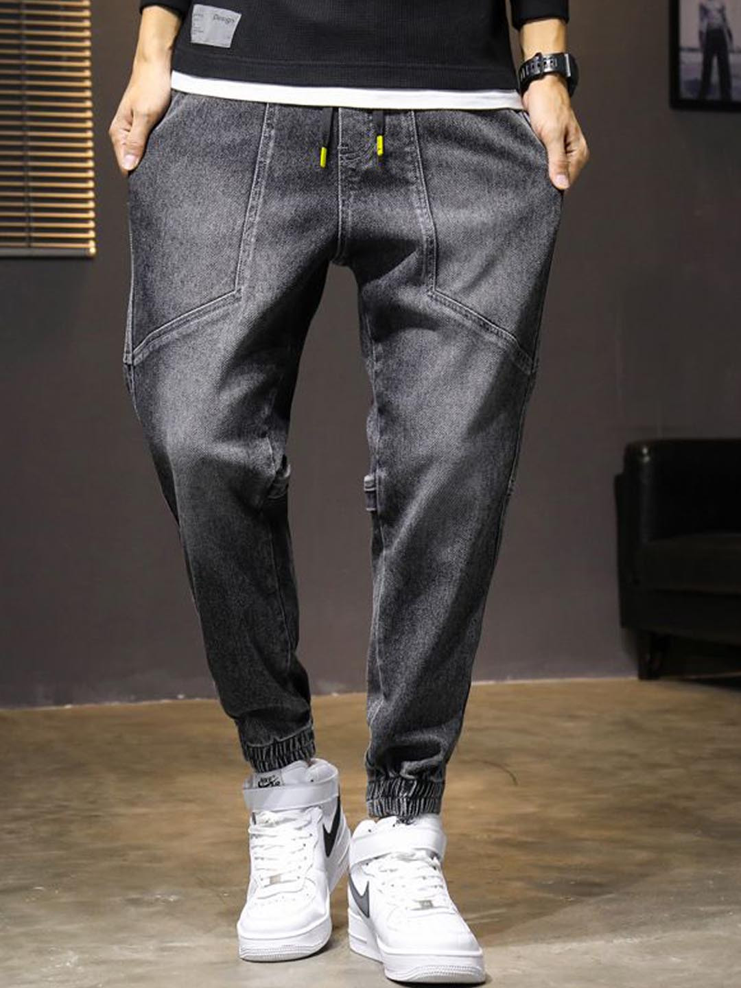 StyleCast Men Grey Jogger Light Fade Stretchable Jeans