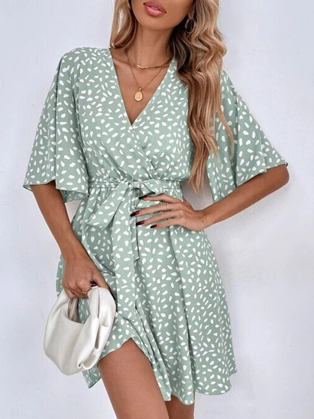 StyleCast Green & White Geometric Printed Kimono Sleeves Tie-Ups Fit & Flare Dress