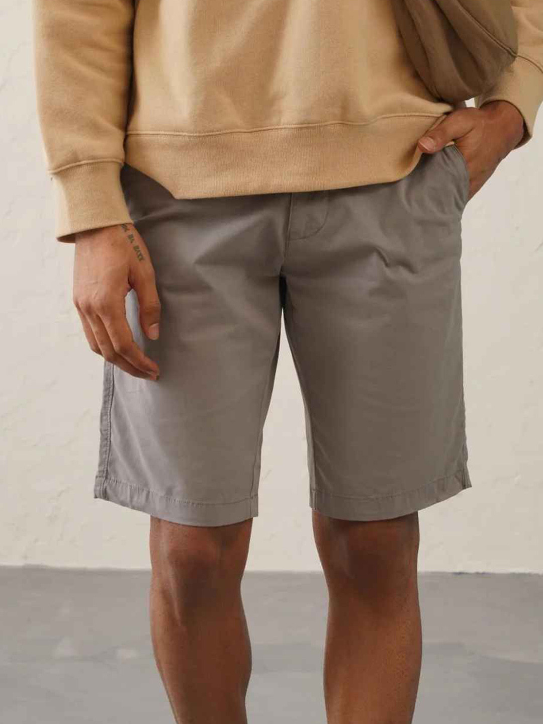 Minus One Men Regular Feet Knee Length Shorts