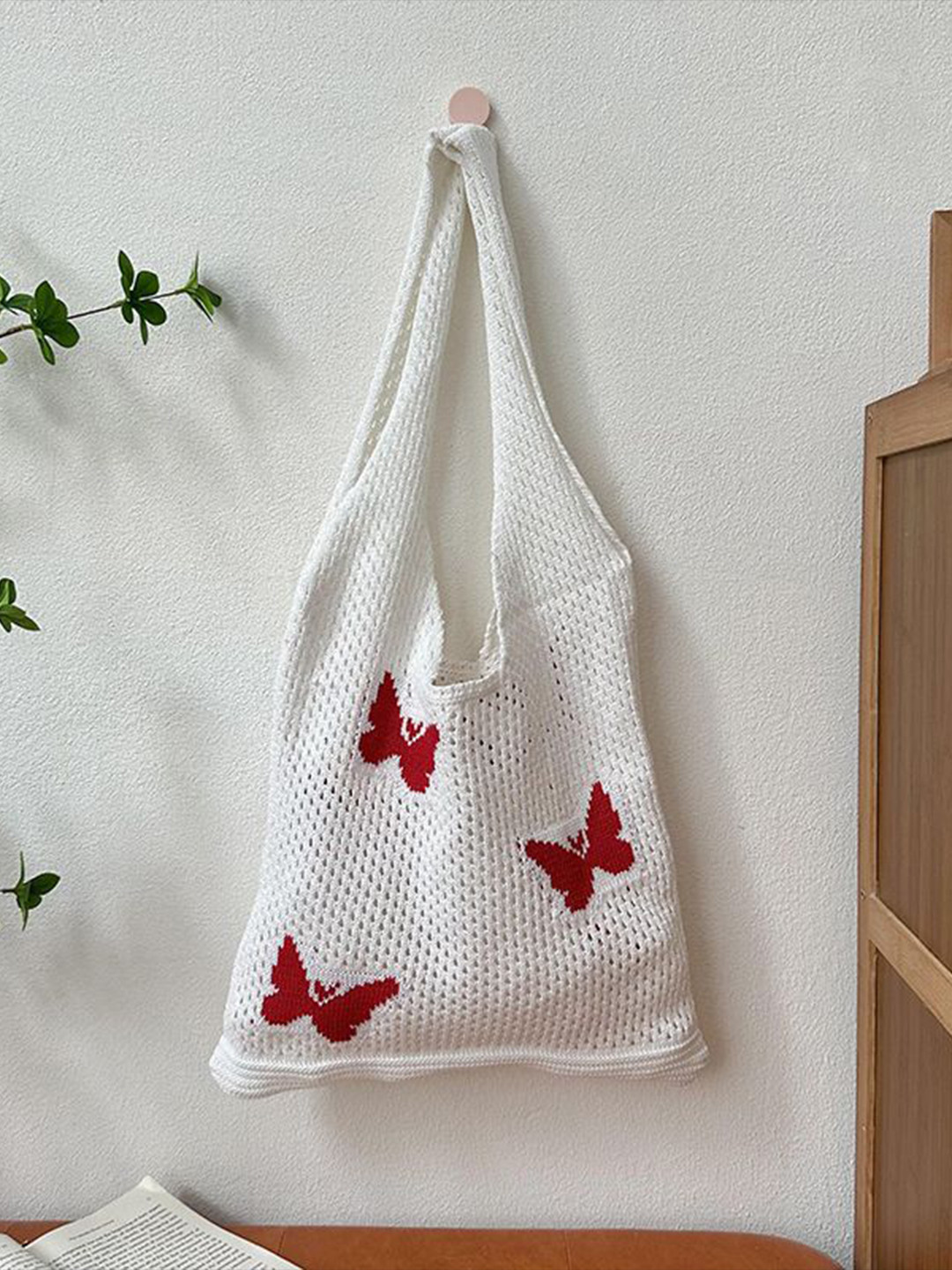 StyleCast x Revolte Women Graphic Shopper Tote Bag