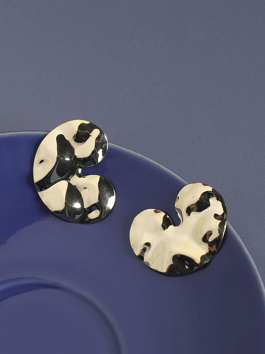 DressBerry Gold-Plated Artificial Stones Studded Heart Shaped Textured Studs