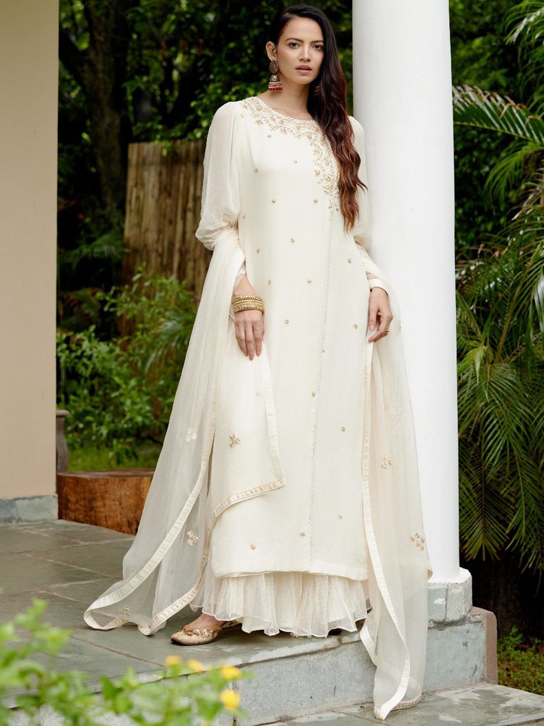 Kyra Floral Embroidered Zari Georgette Straight Kurta With Skirt And Dupatta