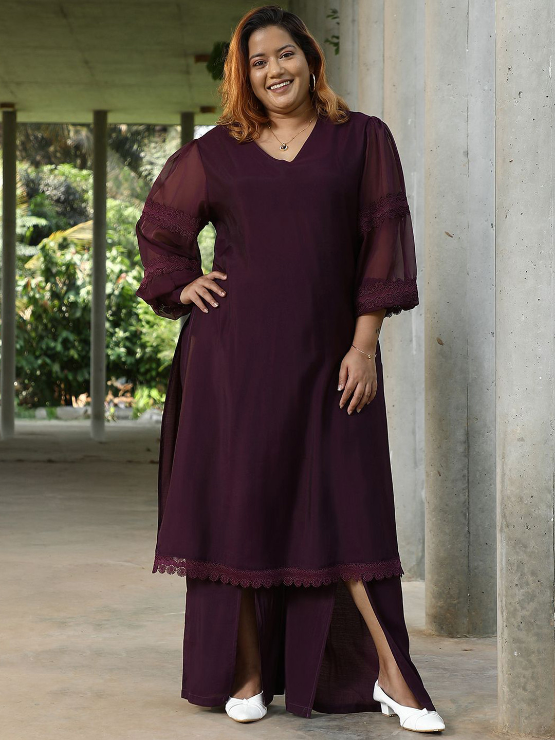 Instafab Plus Women Regular Thread Work Kurta with Palazzos