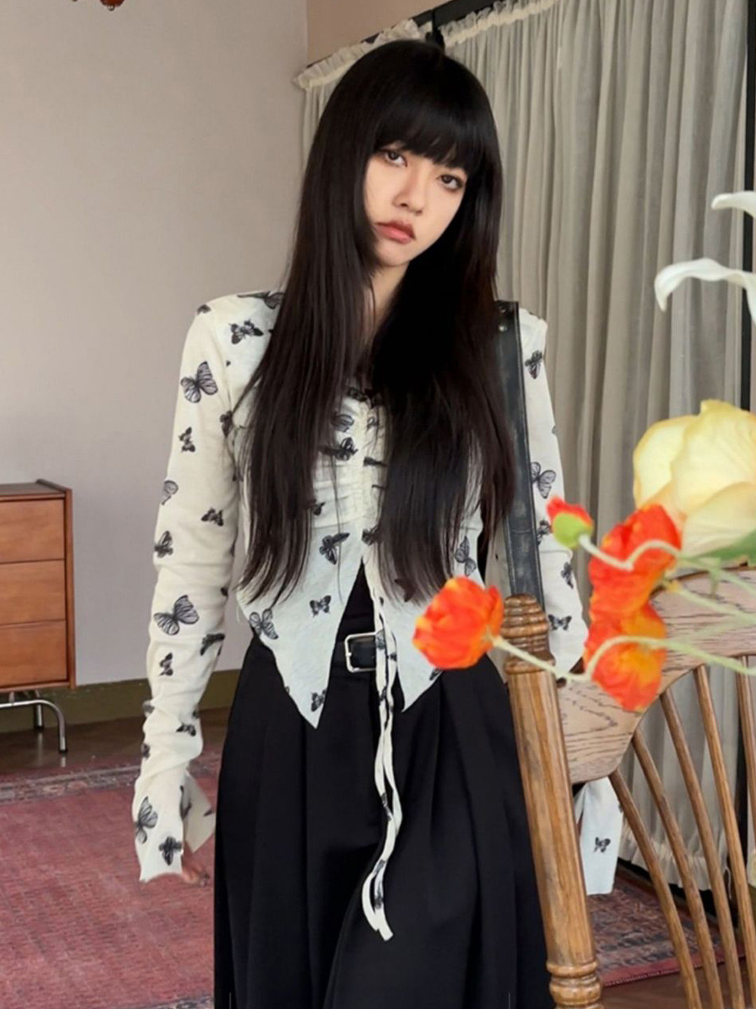 KPOP Graphic Printed V-Neck Long Sleeves Polyester Regular Top