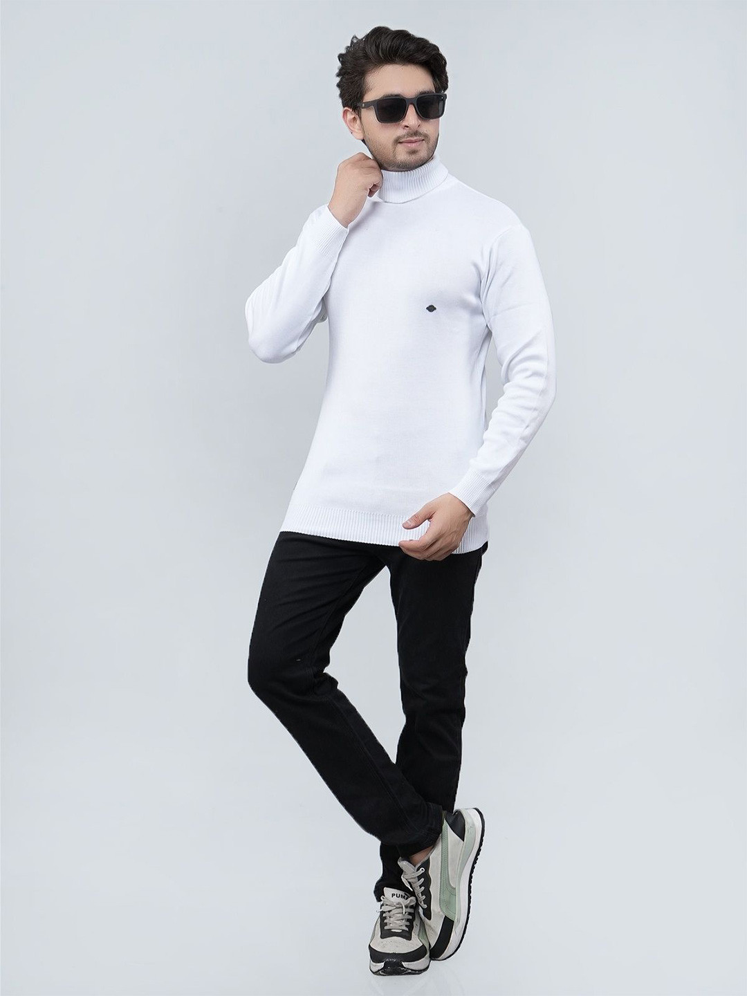 FEVERFEW Men High Neck Pullover