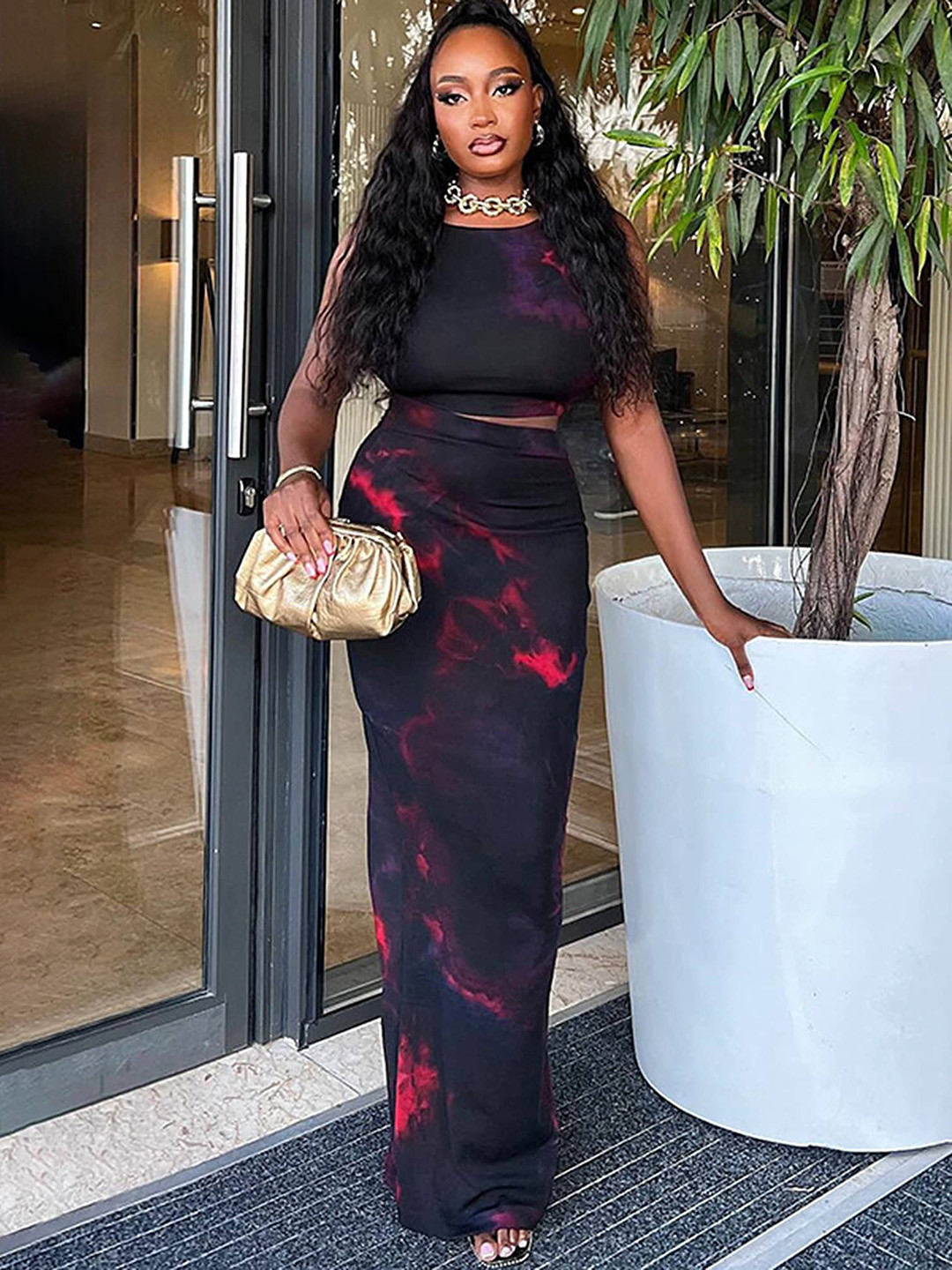 LULU & SKY 3d Effect Printed Top With Skirt