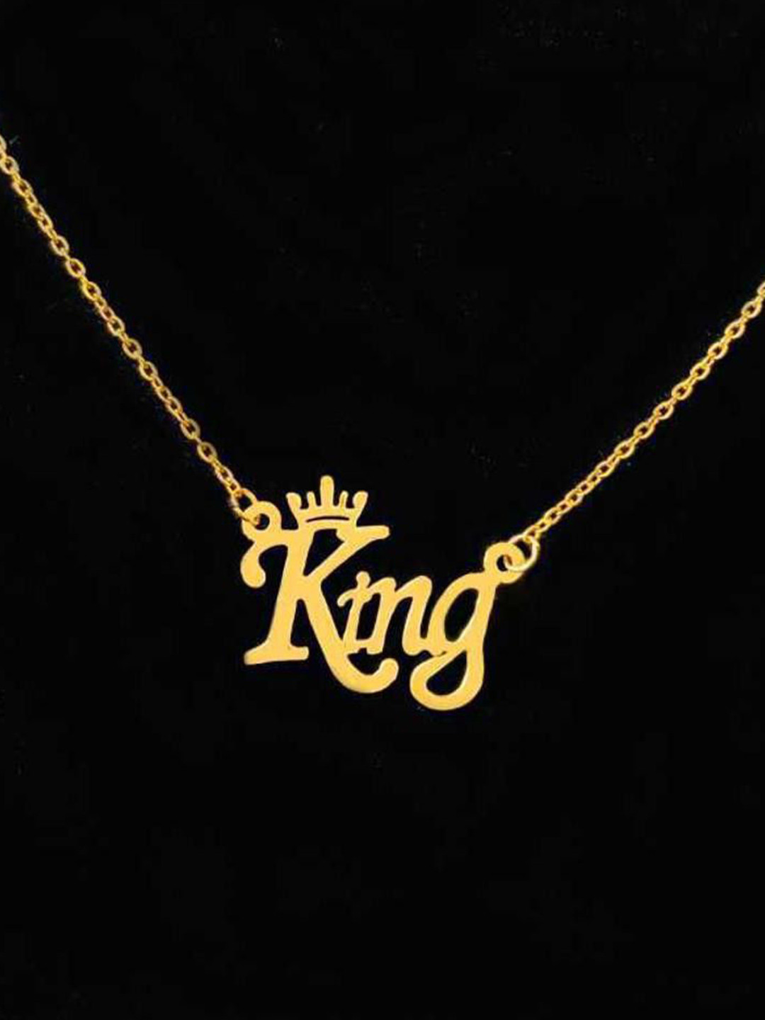 shobhram Men Gold-Plated King Shaped Minimal Necklace