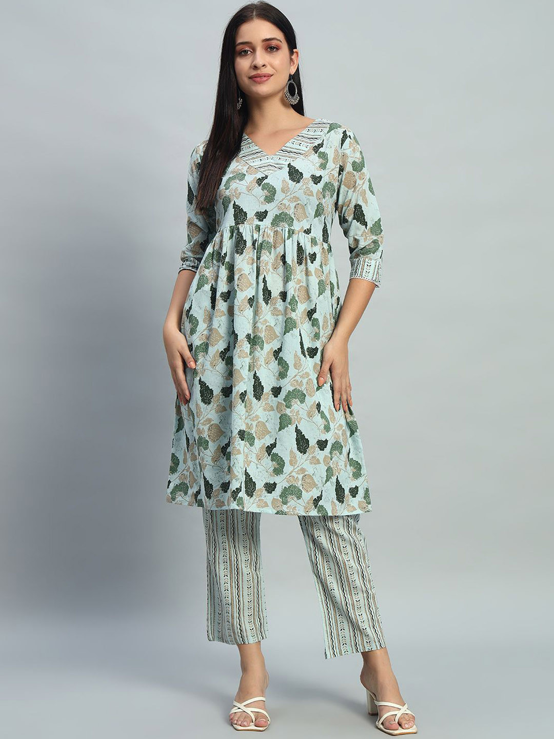 NATURE CRAFT Floral Printed V Neck Pure Cotton Kurta With Trouser