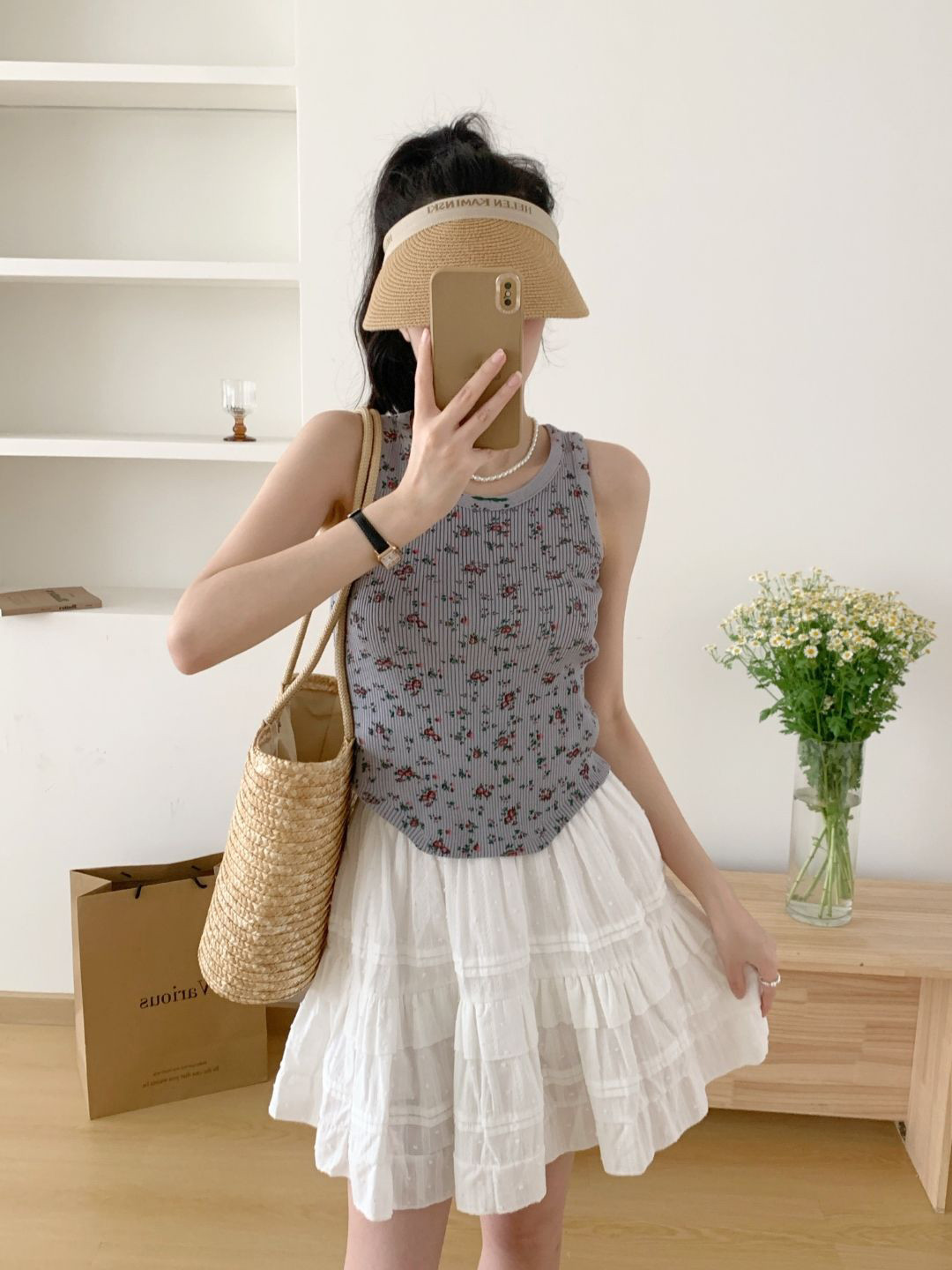 StyleCast Grey & Red Floral Print Round Neck Sleeveless Top