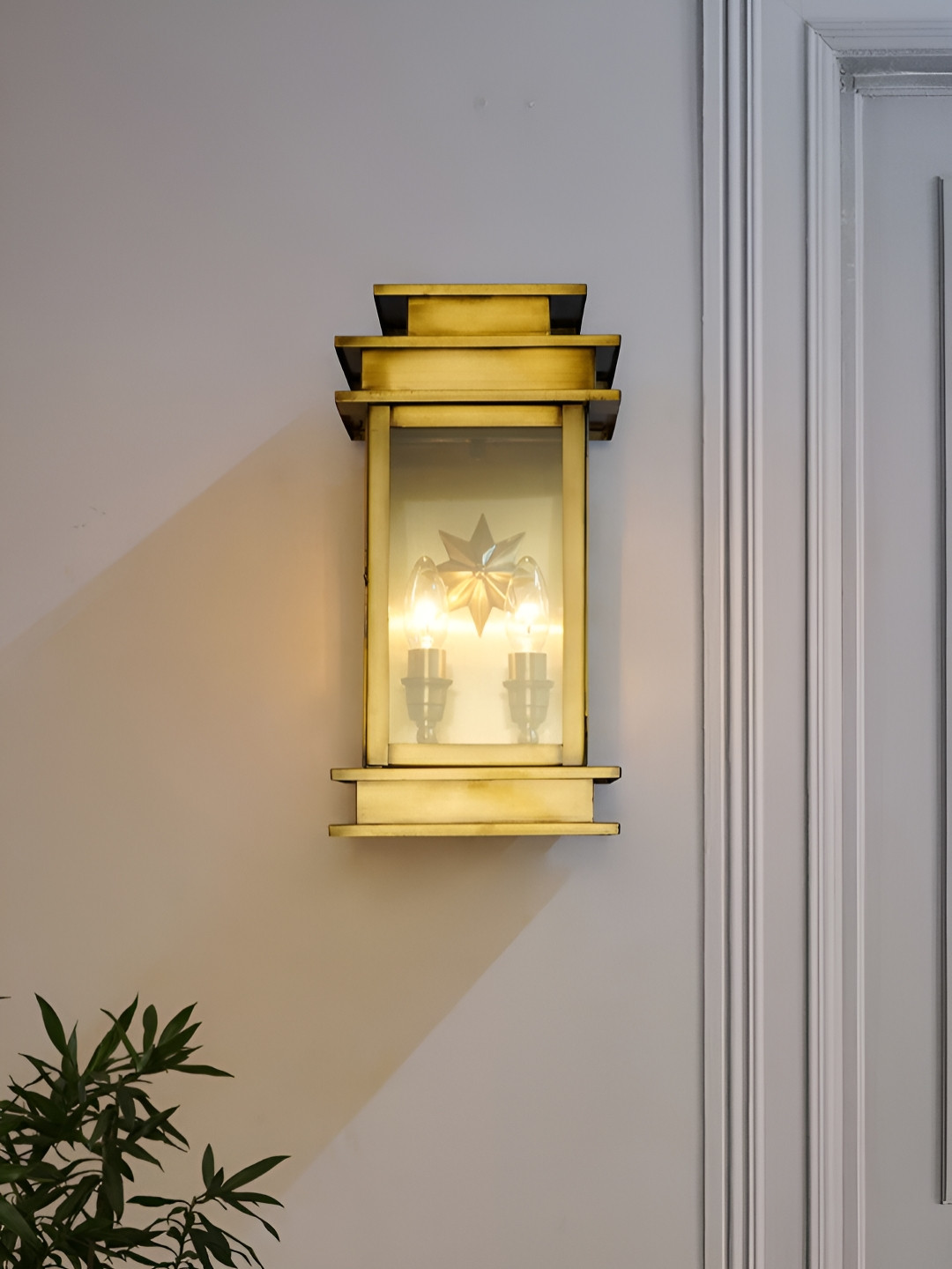 Fos Lighting Gold-Toned Metal Rectangle Shaped Wall Lamp