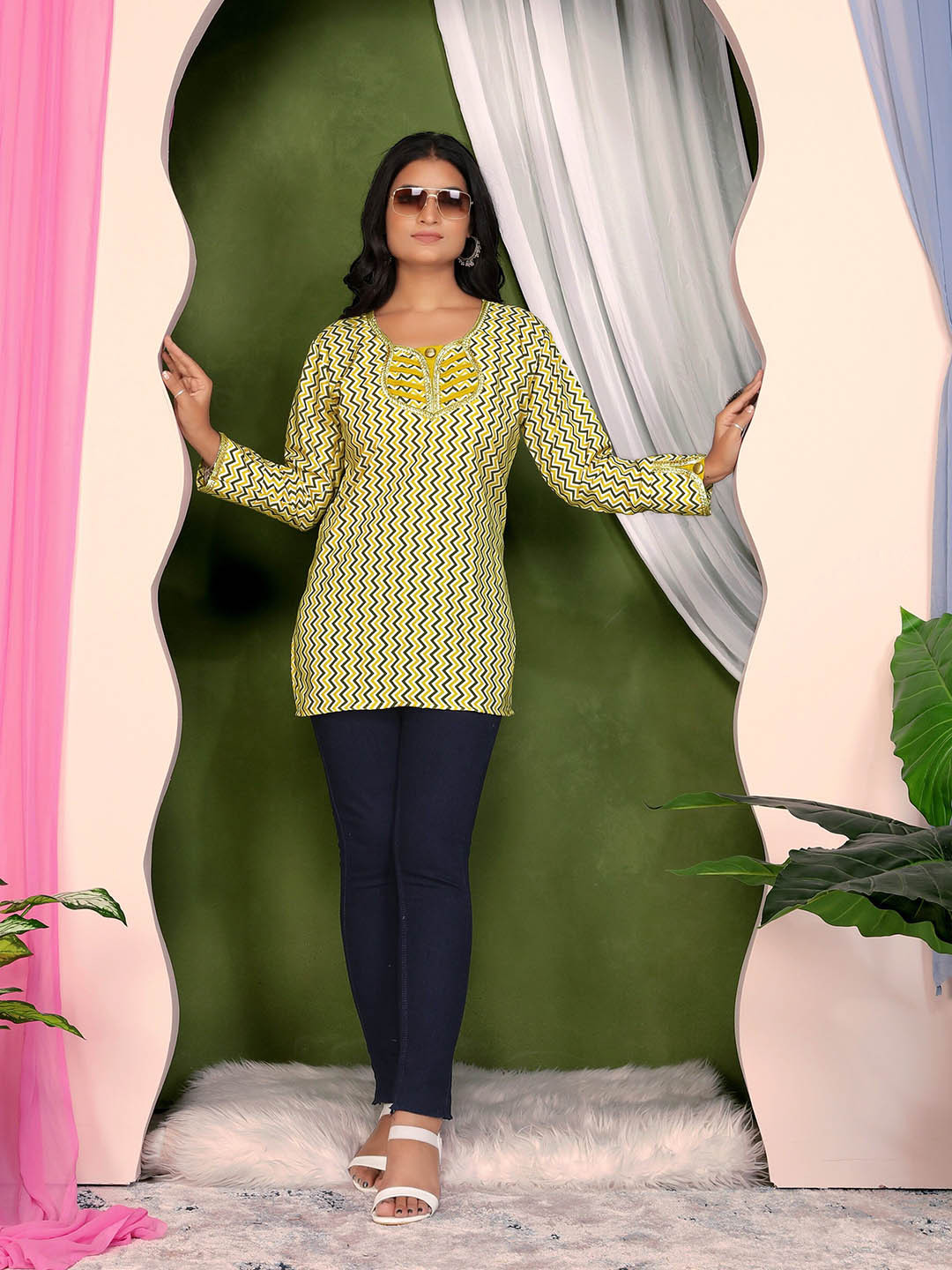 FULPARI Women Chevron Printed Regular A Line Kurti