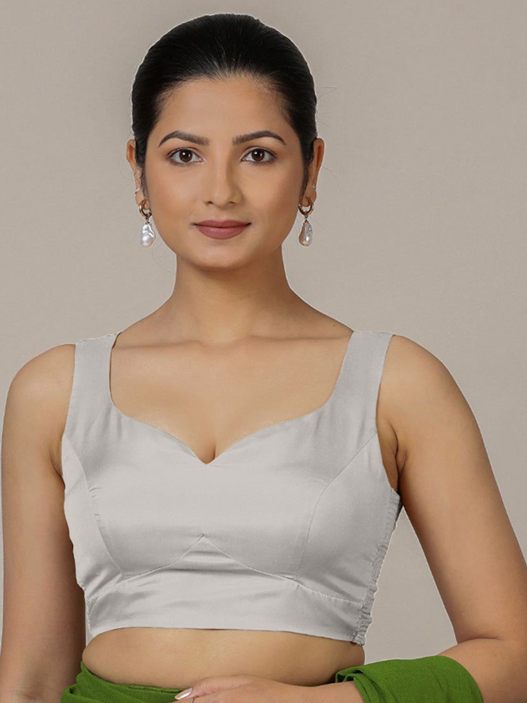 Binks Ishika x Rozaana Sleeveless Flexi Fit Saree Blouse
