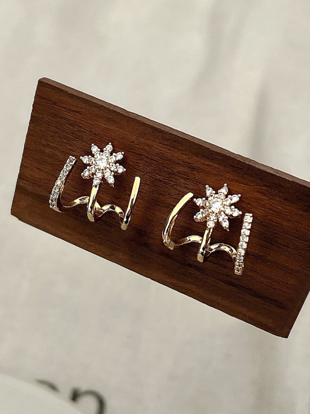VAGHBHATT Gold-Toned Cubic Zirconia Studded Starburst Dual-Band Statement Floral Studs
