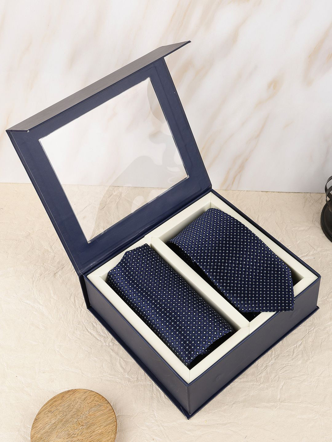 Alvaro Castagnino Men Accessory Gift Set of Tie and Pocket Square Comes with a box