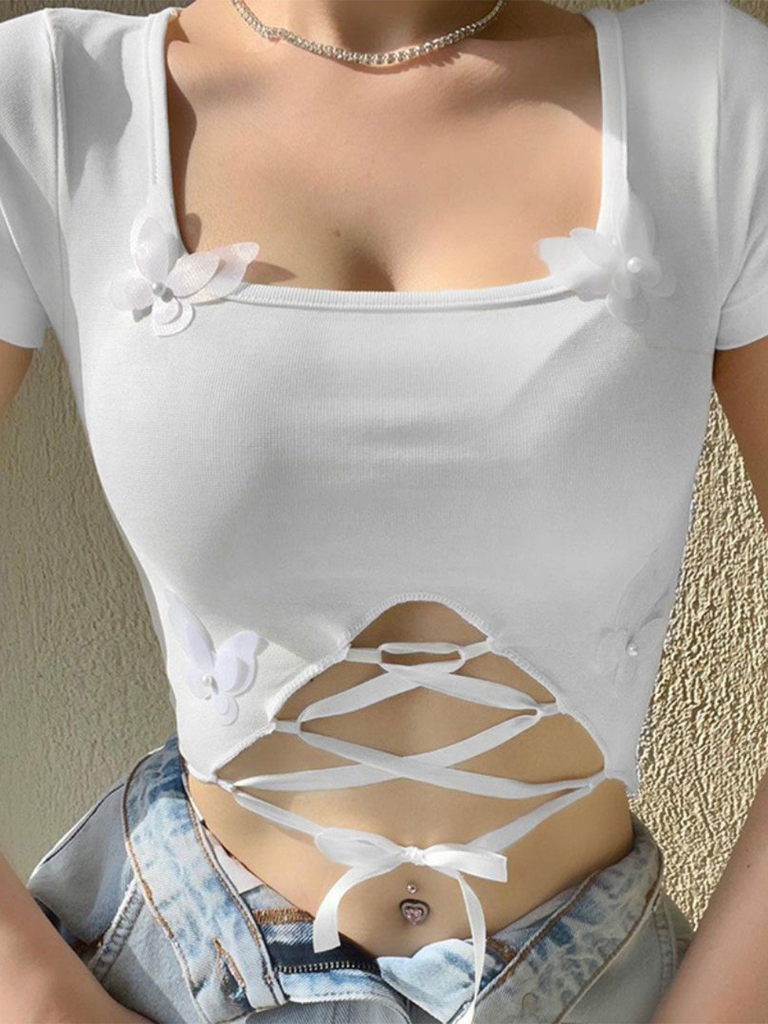 StyleCast Women Square Neck Cut Out Crop Top