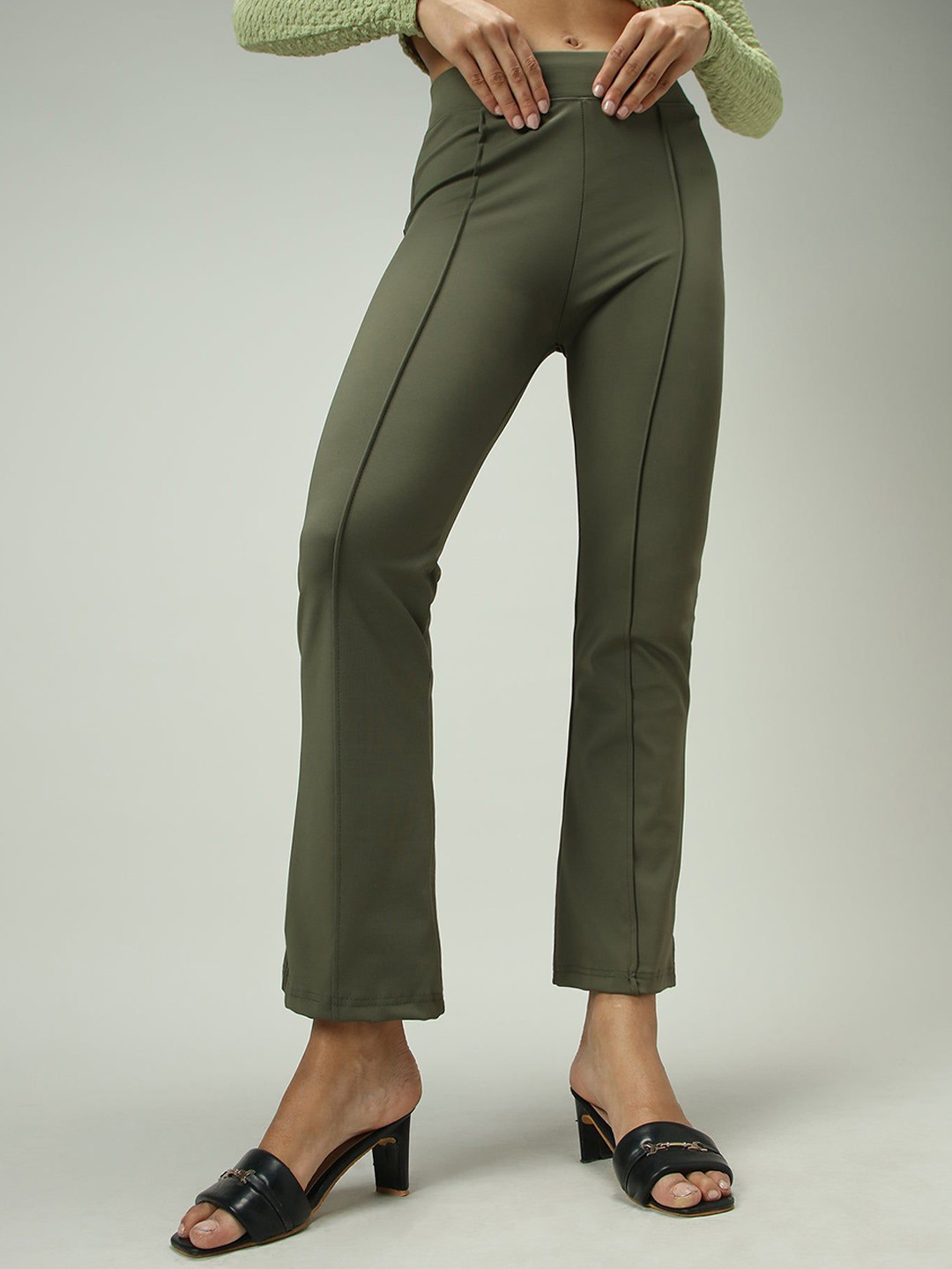 Outzidr Women Fitted Flared Leggings