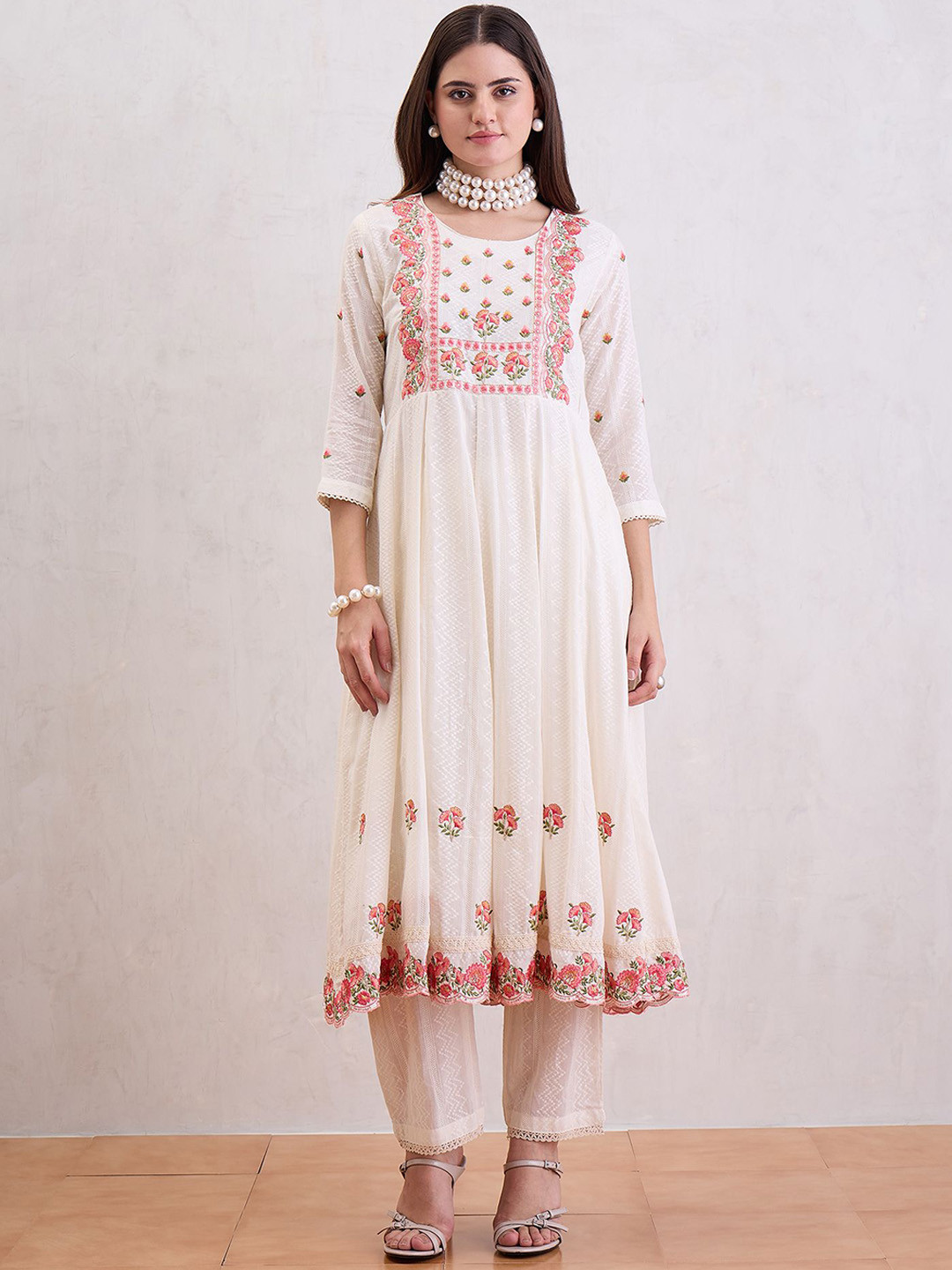 CHETI Women Dobby Texture Kurta Set