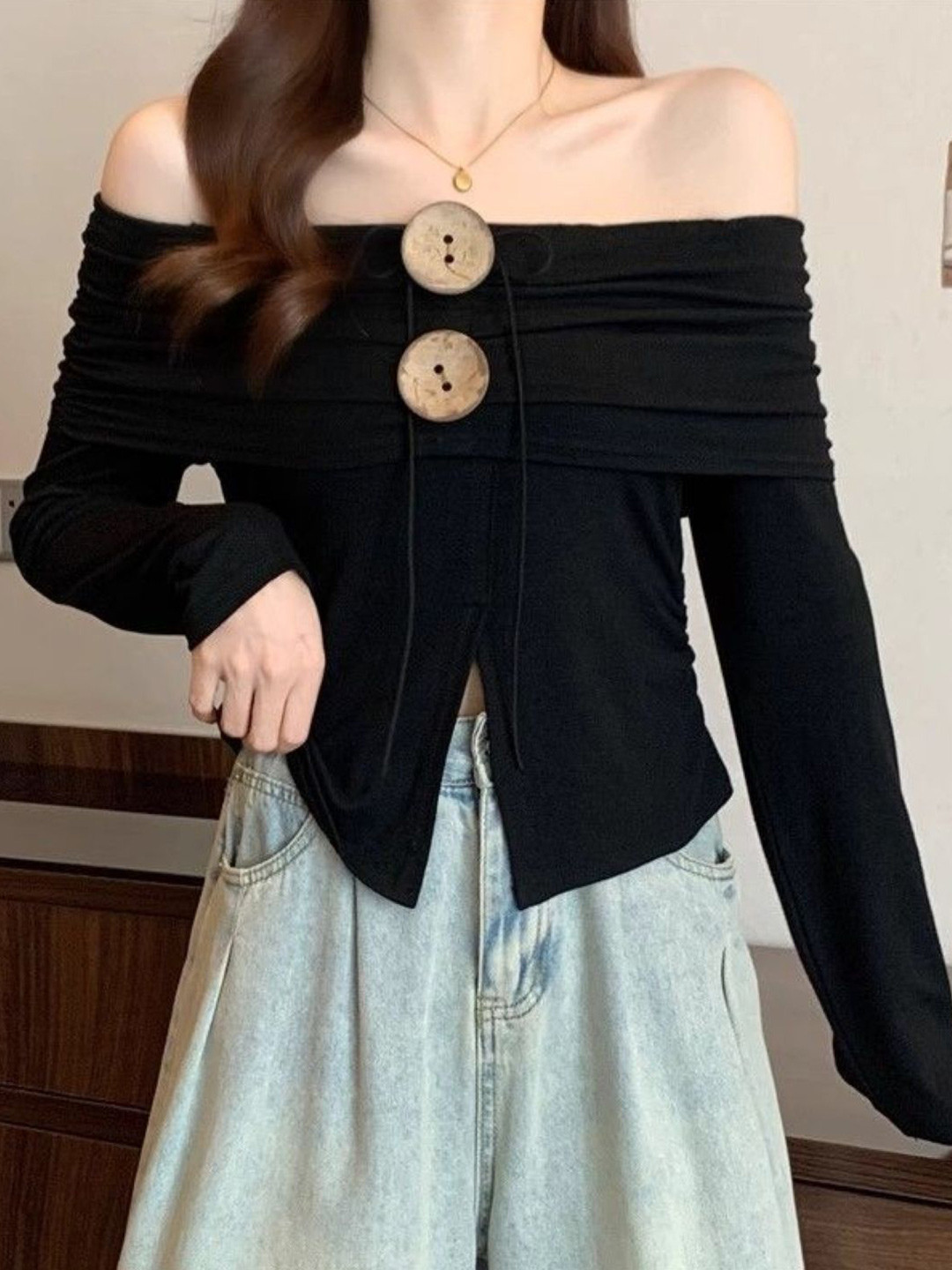 KPOP Women Solid Off-Shoulder Black Top