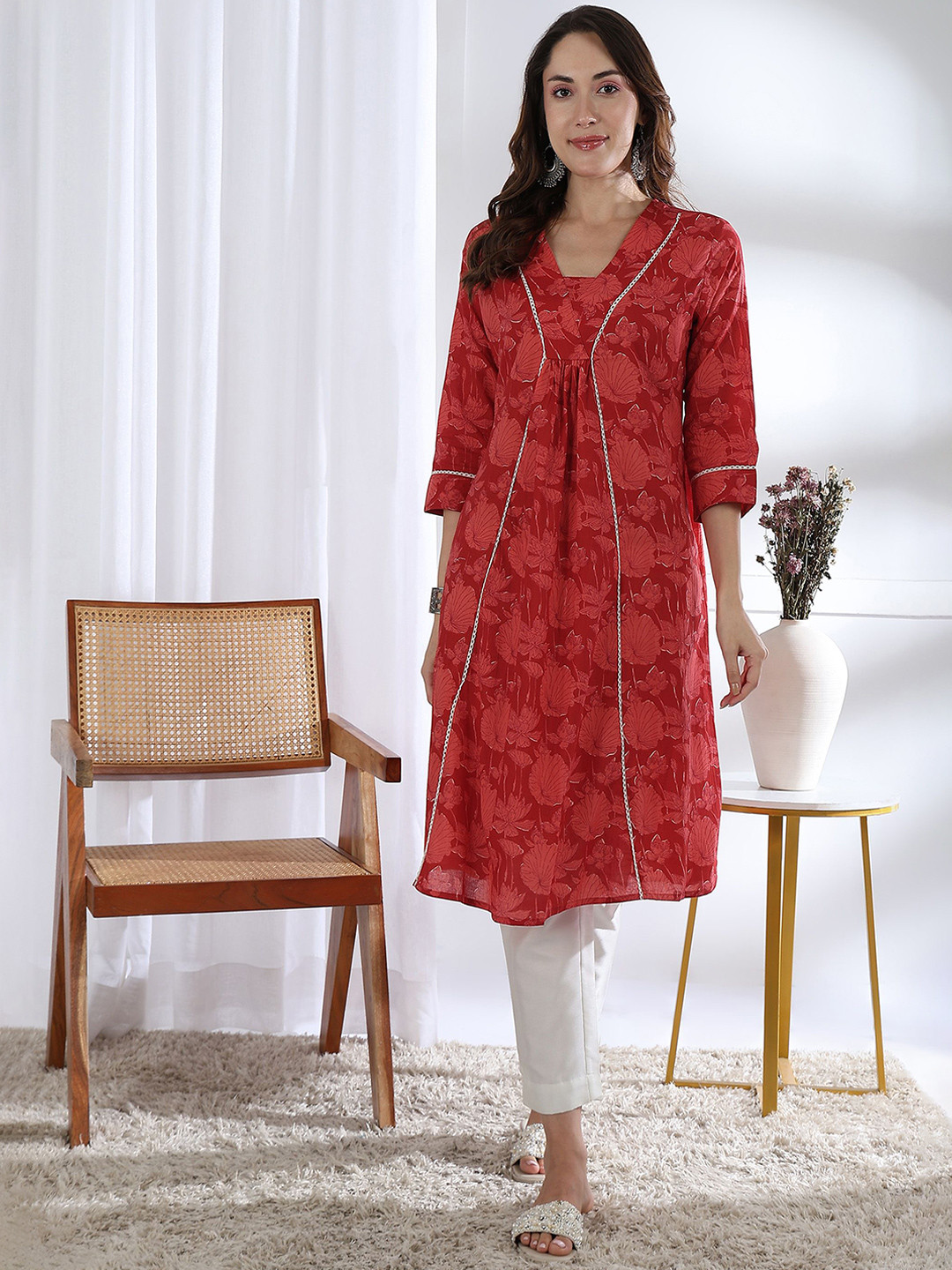 Label Ceres Women Floral Printed Daily Cotton A-Line Kurtas