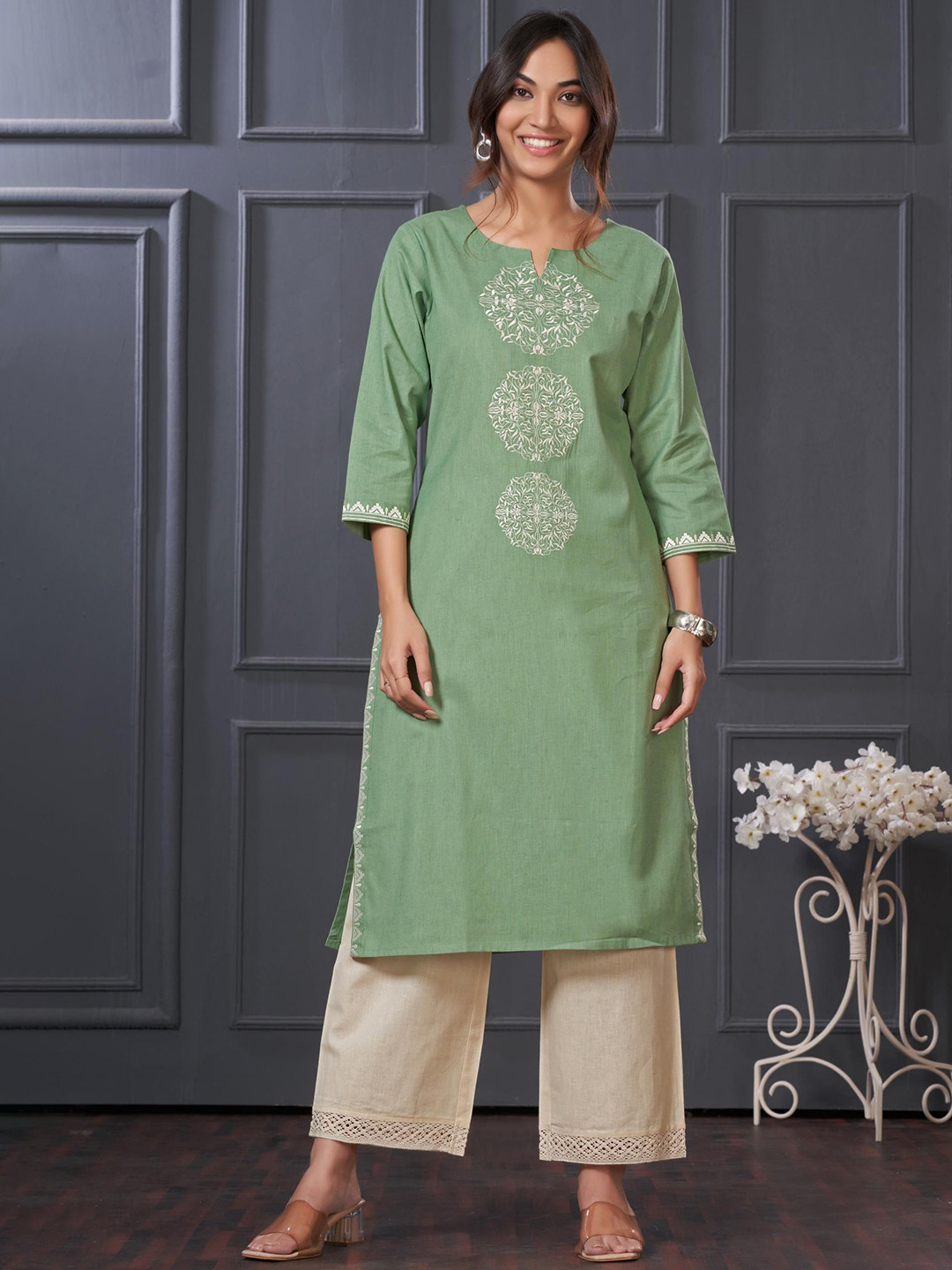 BulBul Floral Yoke Design Notch Neck Thread Work Pure Cotton Straight Kurta With Palazzos