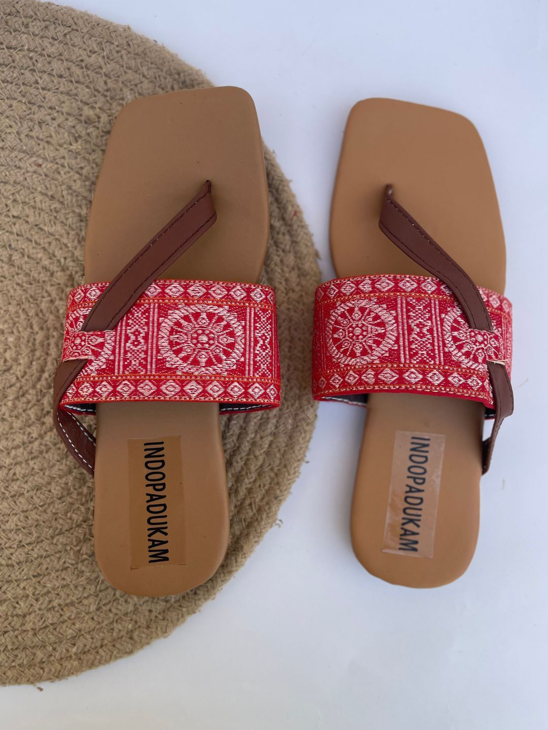 Indopadukam Women One Toe Flats