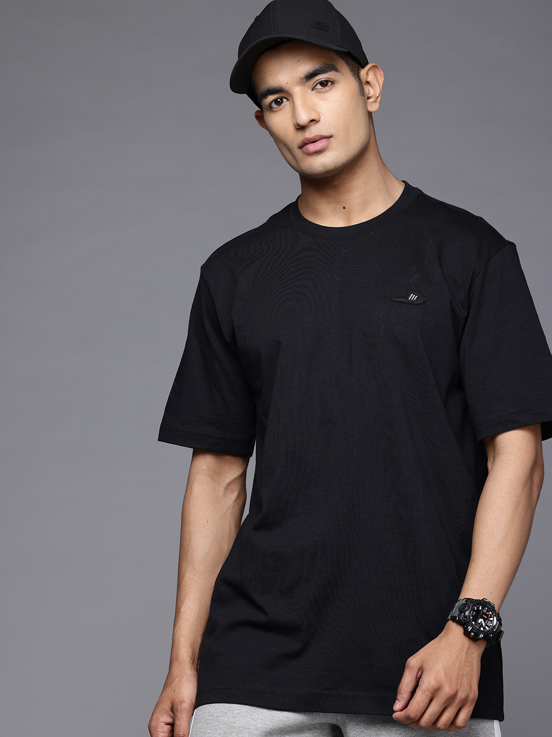 ADIDAS L Slide Embroidered Relaxed Fit T-shirt