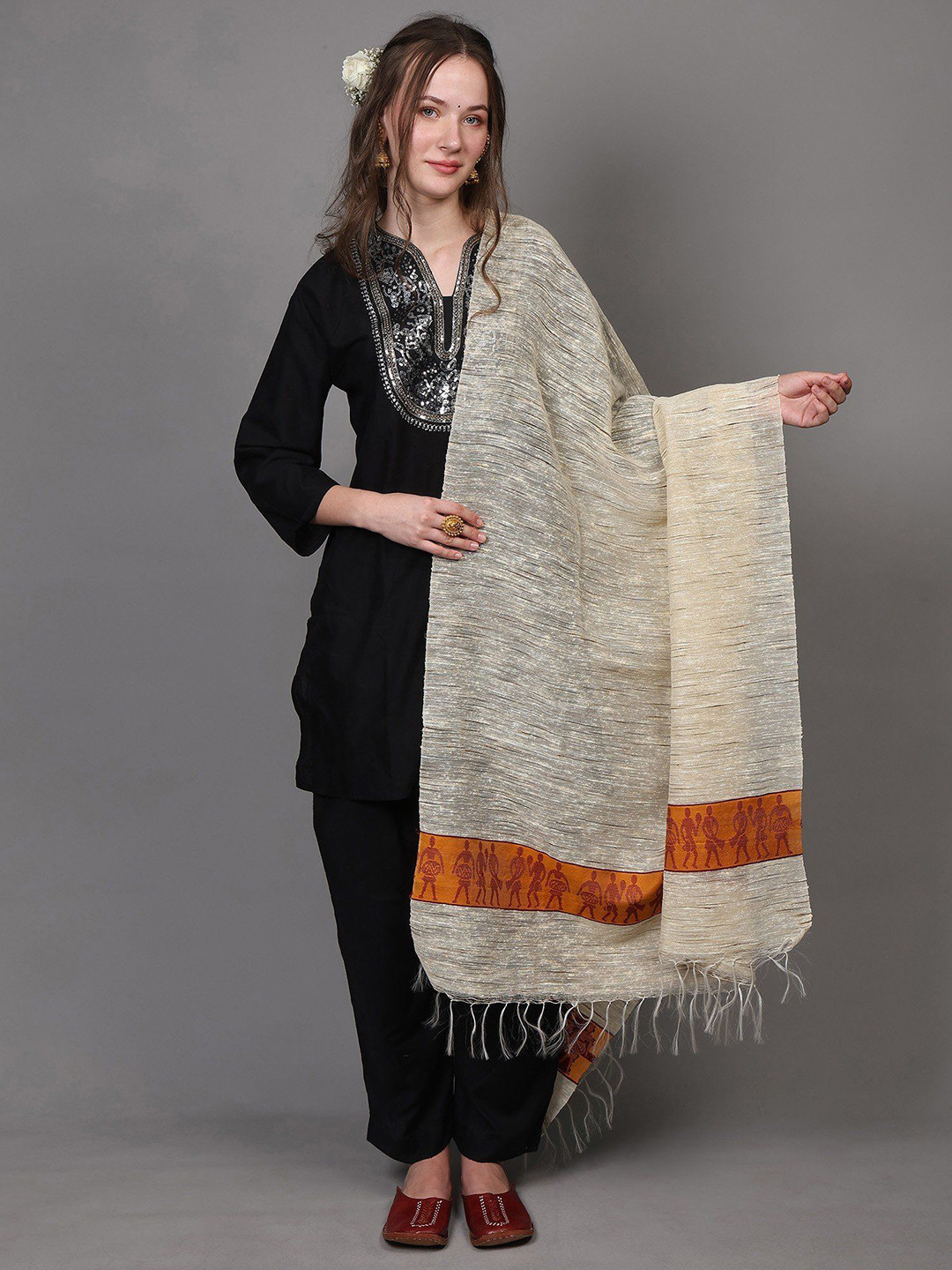 Exotic India Folk Musicians Motifs Woven Design Khadi Dupatta