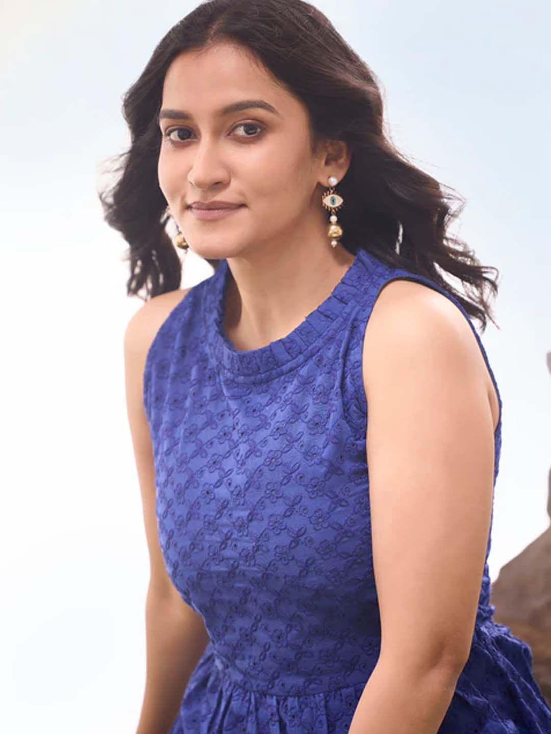 Eilaa Women Solid Sleeveless Dress