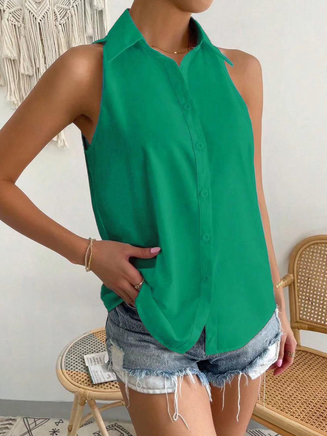 StyleCast Women Solid Green Sleeveless Shirt Style Top