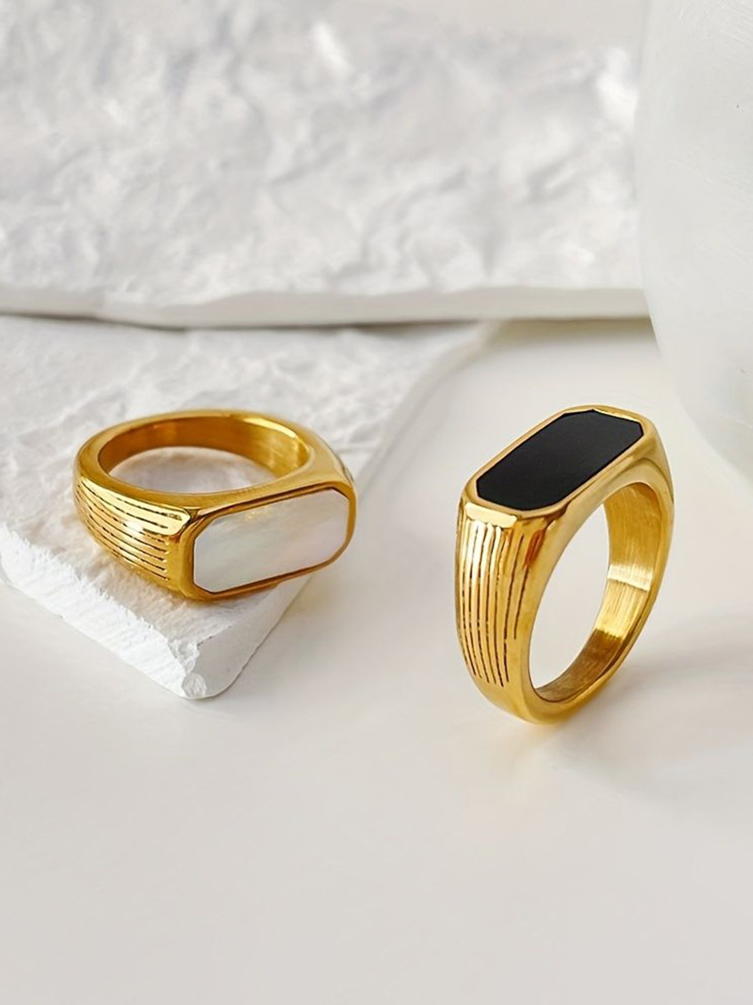 Bling Queen Set Of 2 Gold-Plated Finger Ring