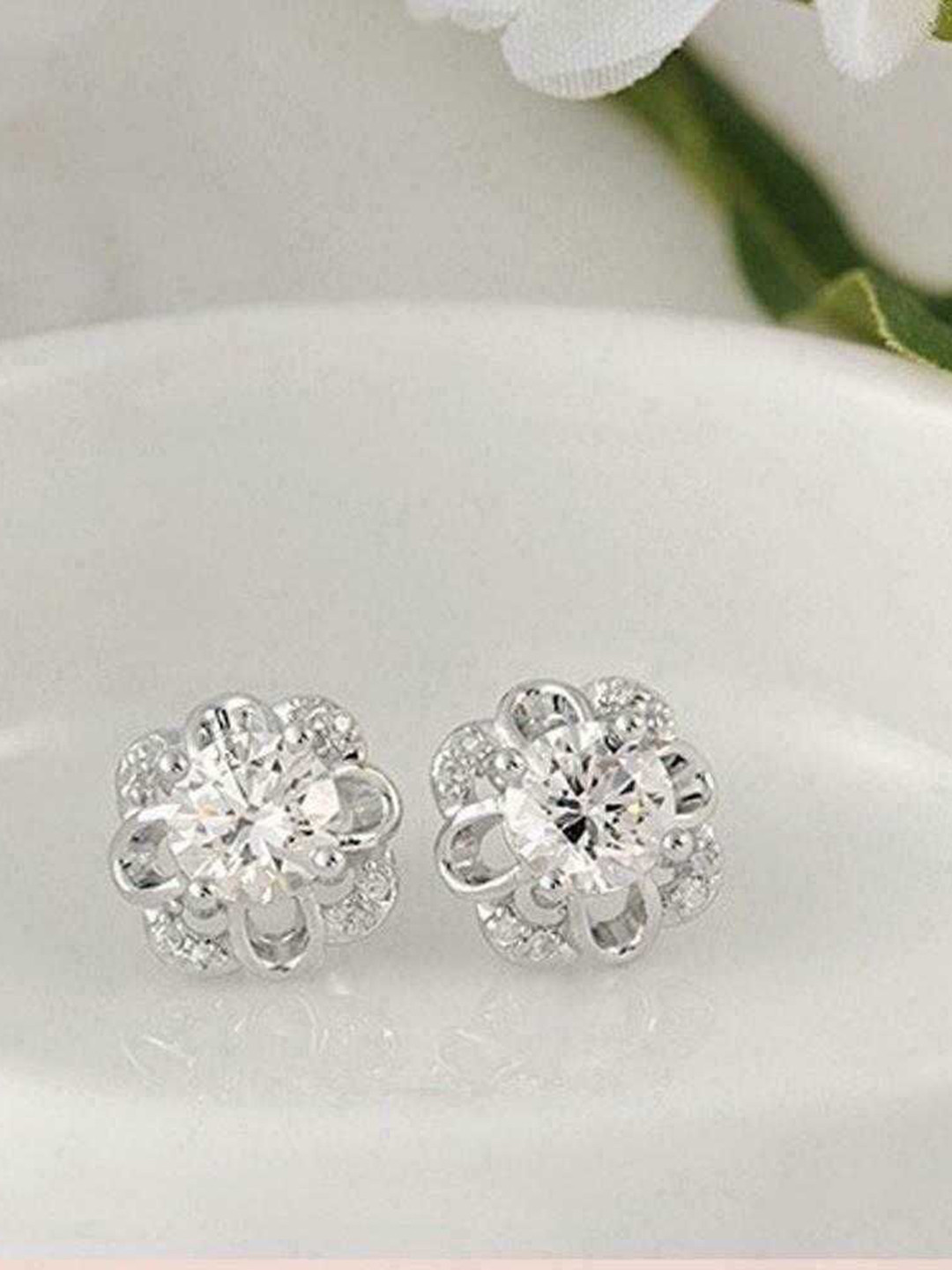 Bling Queen Floral Studs Earrings