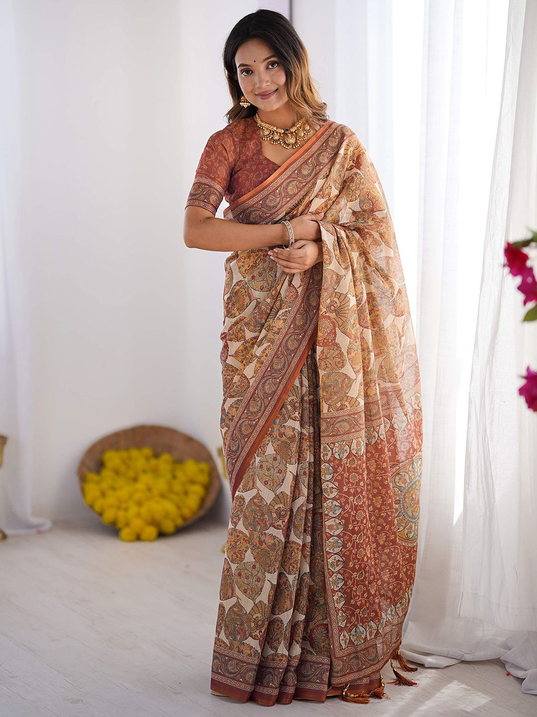 DIVASTRI Women Floral Pure Linen Designer Saree