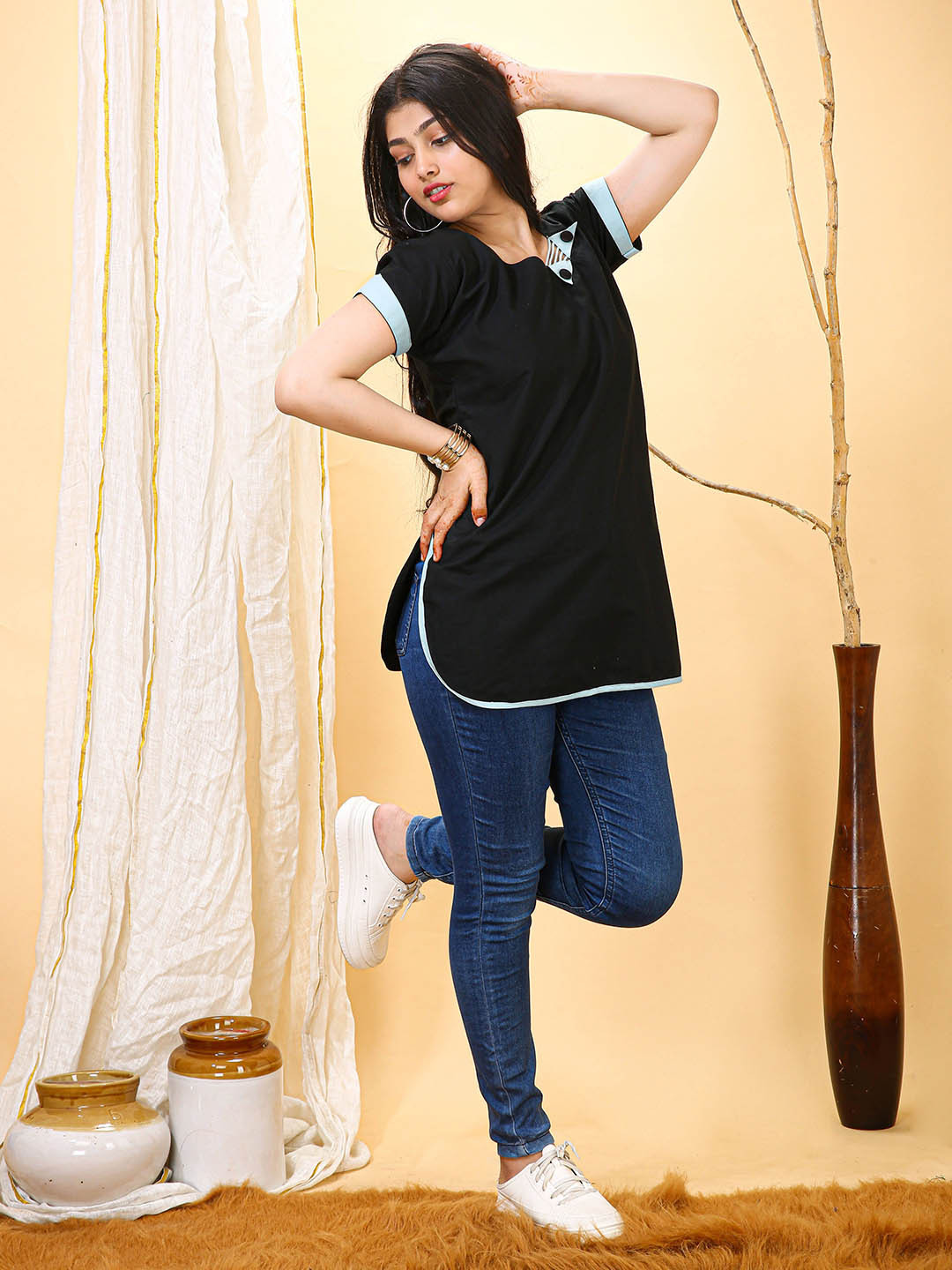 FULPARI Women Solid Pure Cotton Kurti