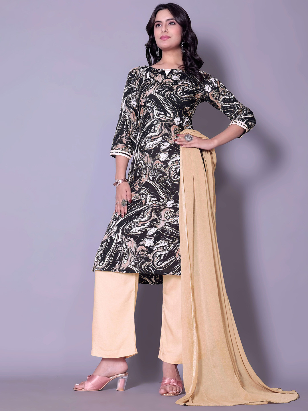 FULPARI Women Abstract Printed Kurta with Palazzo & Dupatta