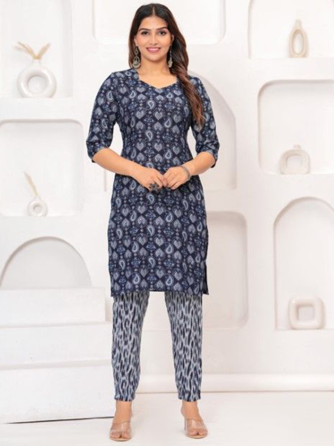 Shri pradha Women Ethnic Motifs Printed Regular Pure Cotton Kurta with Trousers