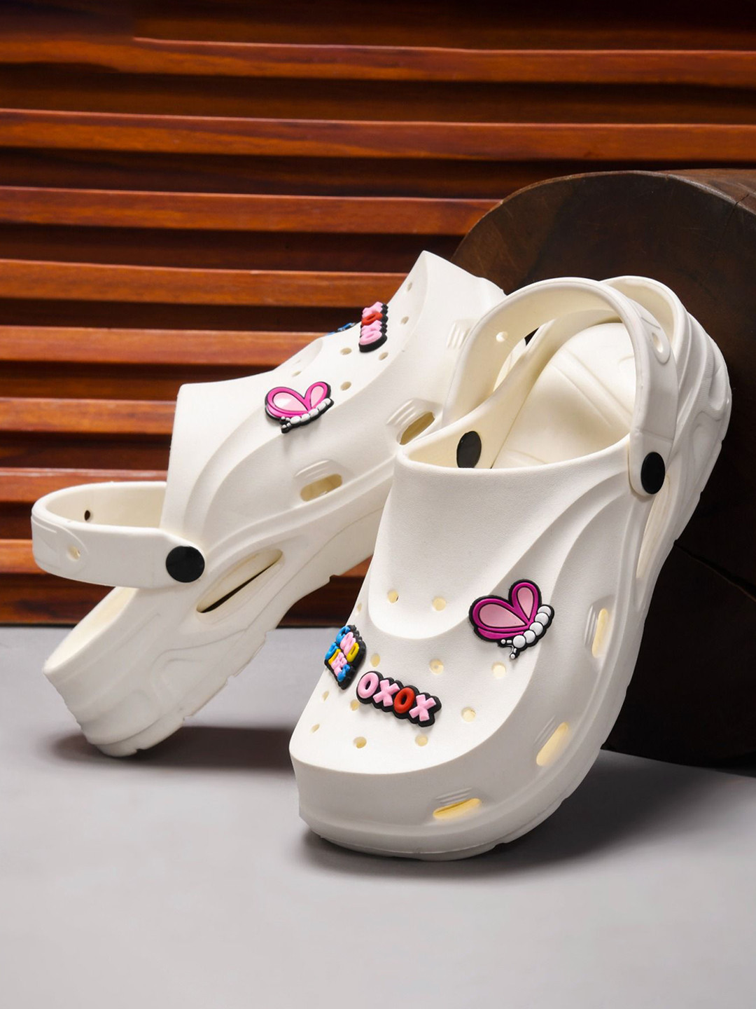 COGS Women Self Design Clogs