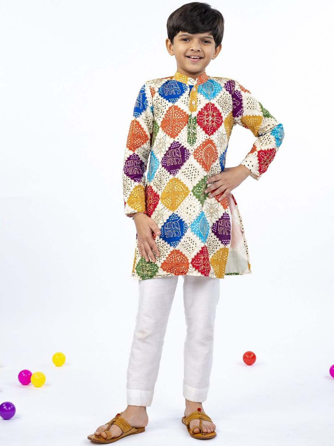 Jilmil Boy Embroidered Regular Kurta with Pyjamas
