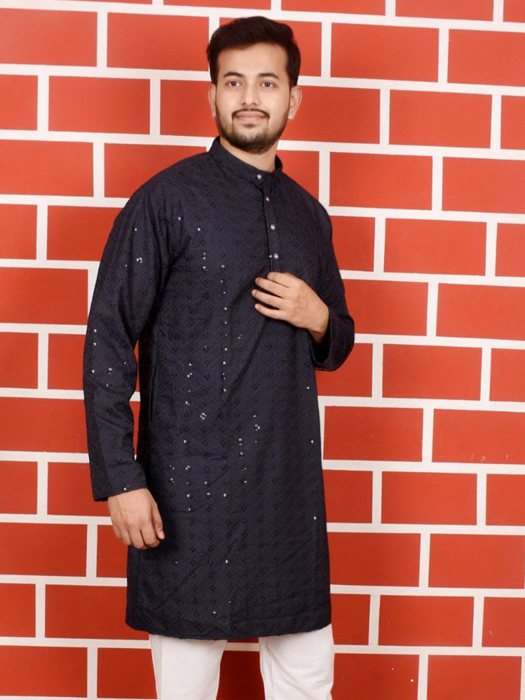 SHOPPKEE Men Embellished Chikankari Kurta