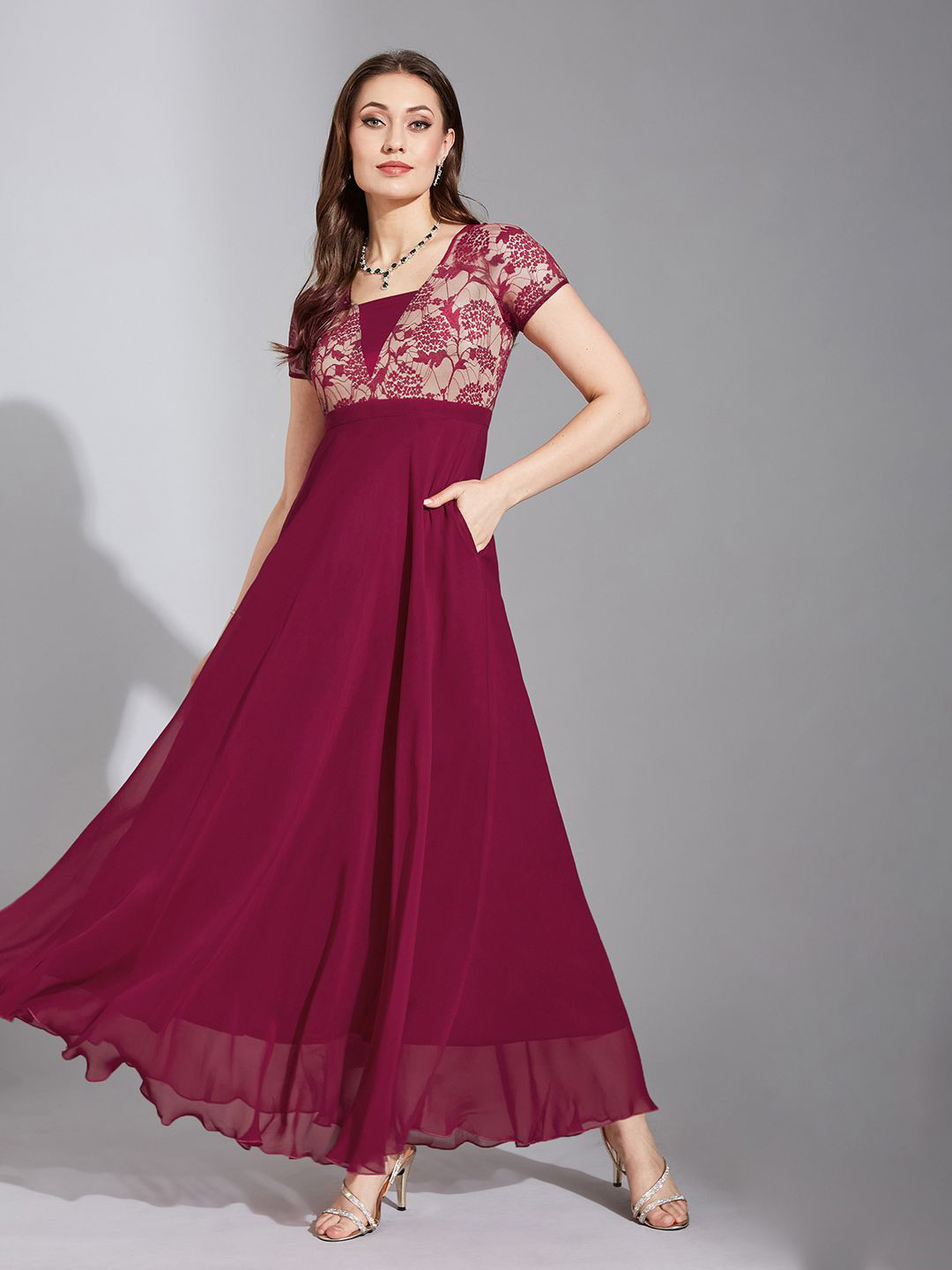 Life With Pockets Women Short Sleeves Georgette Maxi Dress
